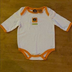 🎃 HALLOWEEN BABY ONESIE